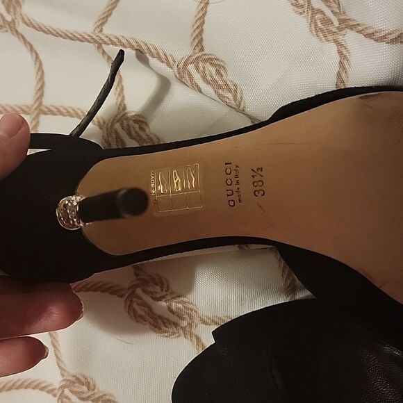 Gucci Swavarski adorned Heels Authentic PRISTINE CONDITION New - Picture 5 of 12